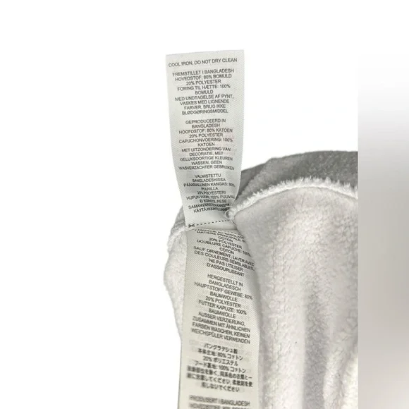 GYMSHARK White Hoodie Black Center Logo Unisex Size Medium Sporty Activewear - Picture 8 of 11